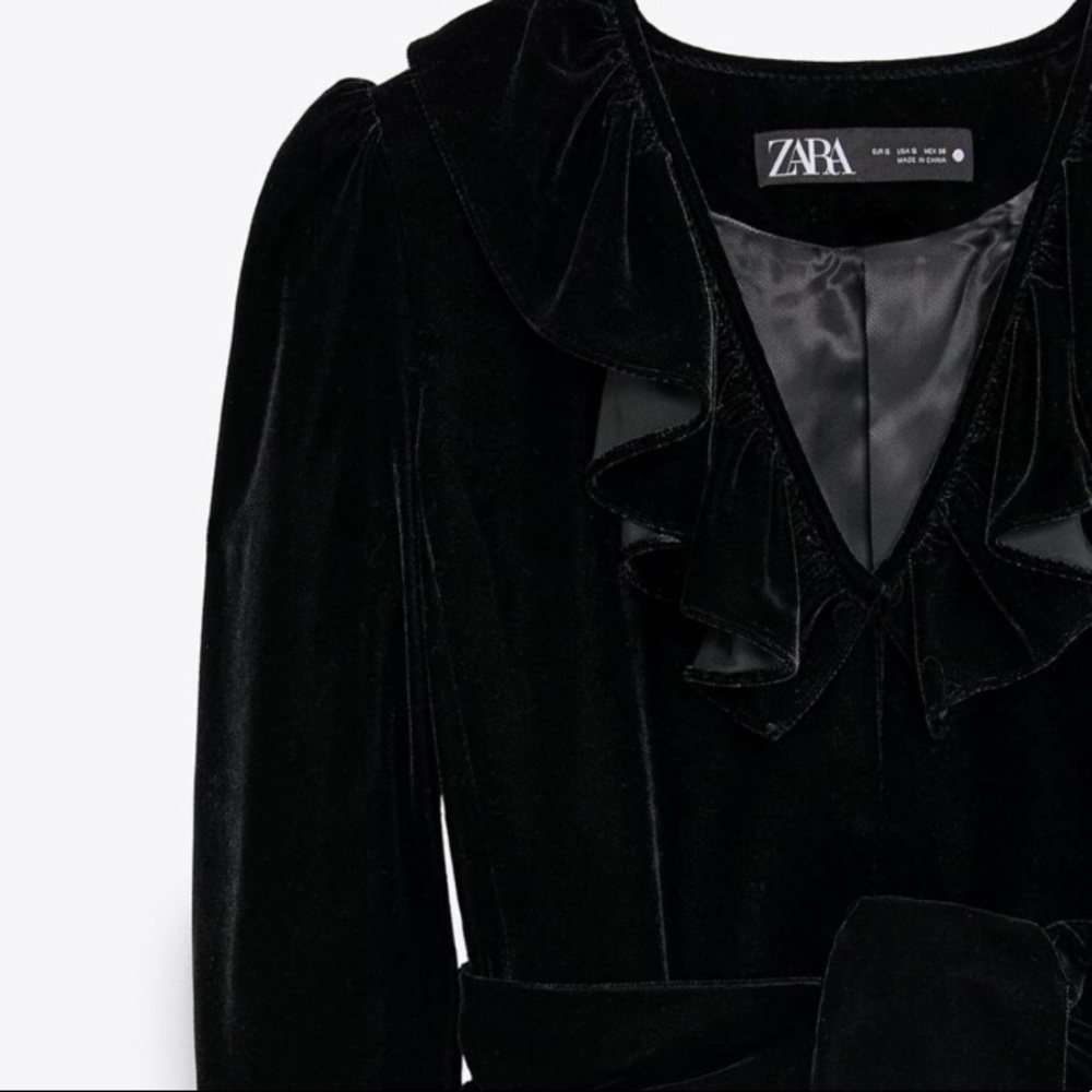 🌙ZARA black ruffled tie belt velvet blazer🌙 - Picture 7 of 10